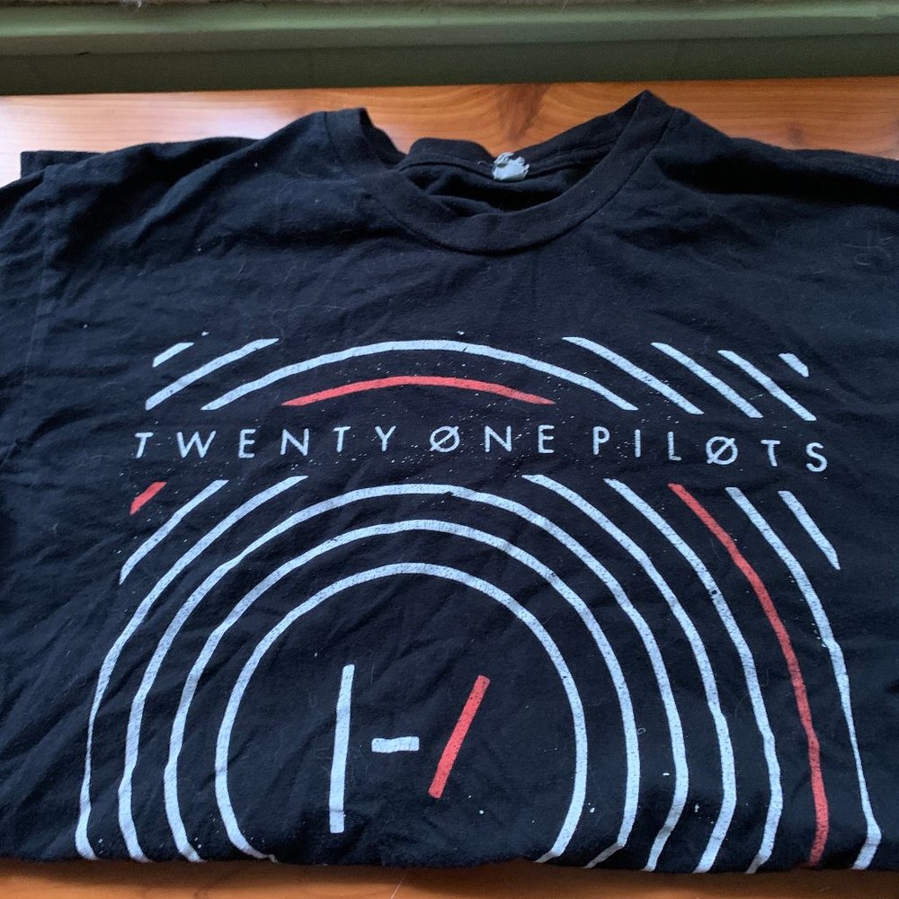 Official Twenty One Pilots Band T-shirt